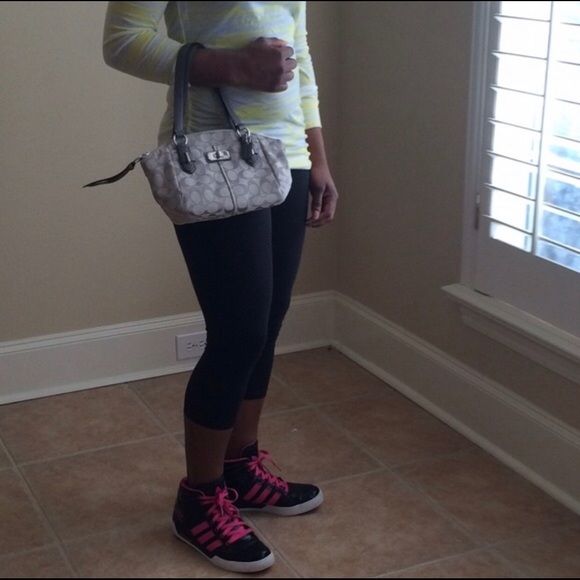 💯 Authentic mini Coach handbag - Picture 7 of 7